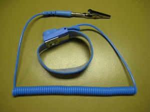 Anti-static strap